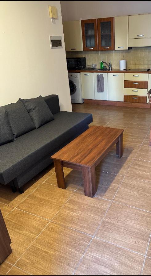 Old Town Saripolou Apartment ลิมาซอล ภายนอก รูปภาพ